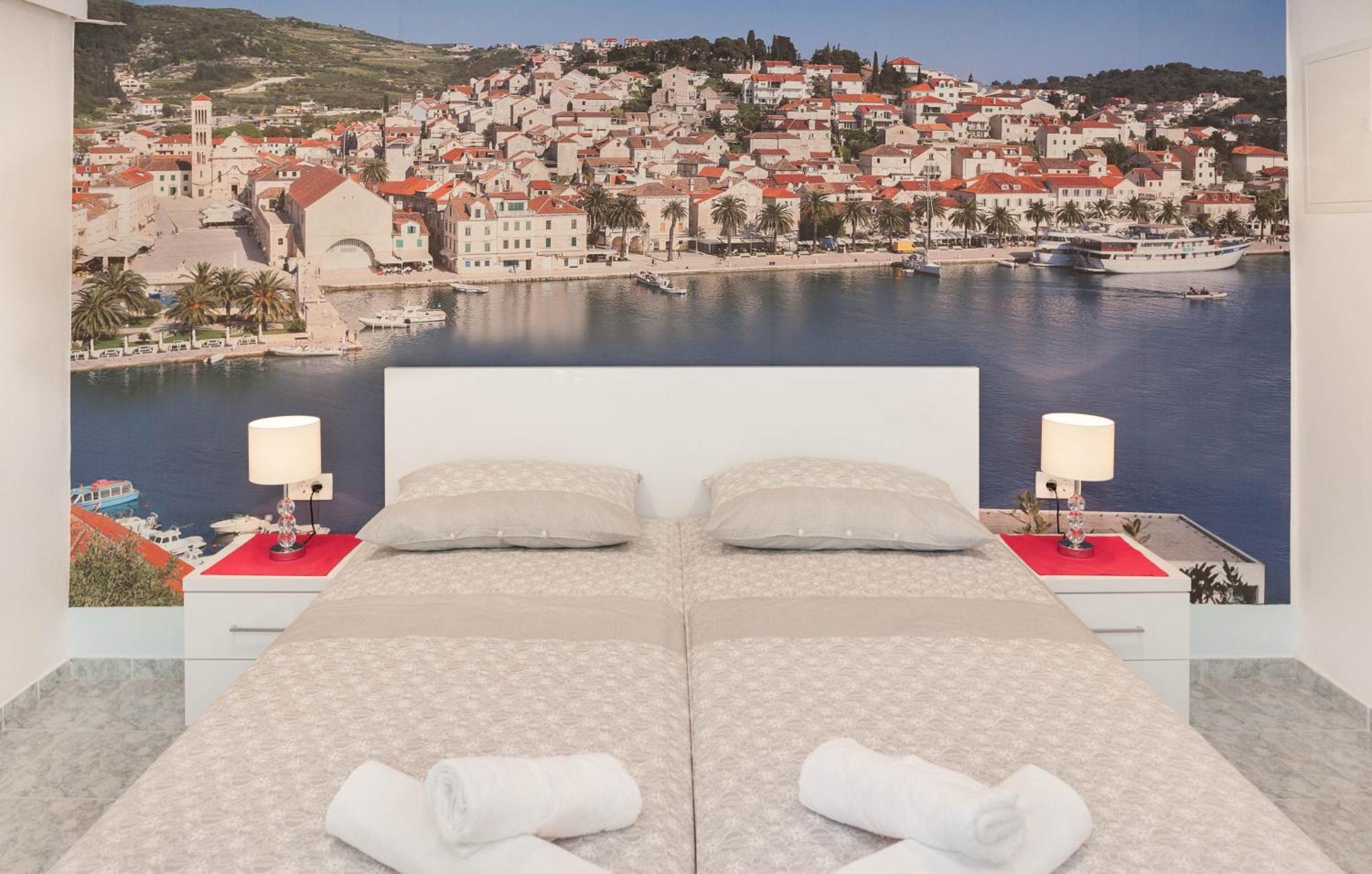 Apartments Majic 2 Hvar Town Exterior photo